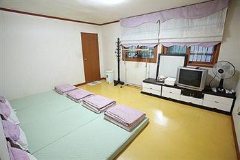 Namsan Gil Hotel Сеул Екстериор снимка