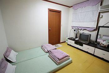 Namsan Gil Hotel Сеул Екстериор снимка