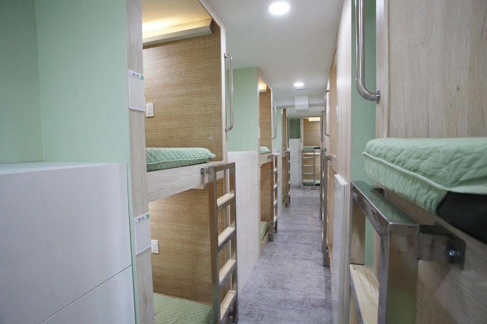 Namsan Gil Hotel Сеул Екстериор снимка